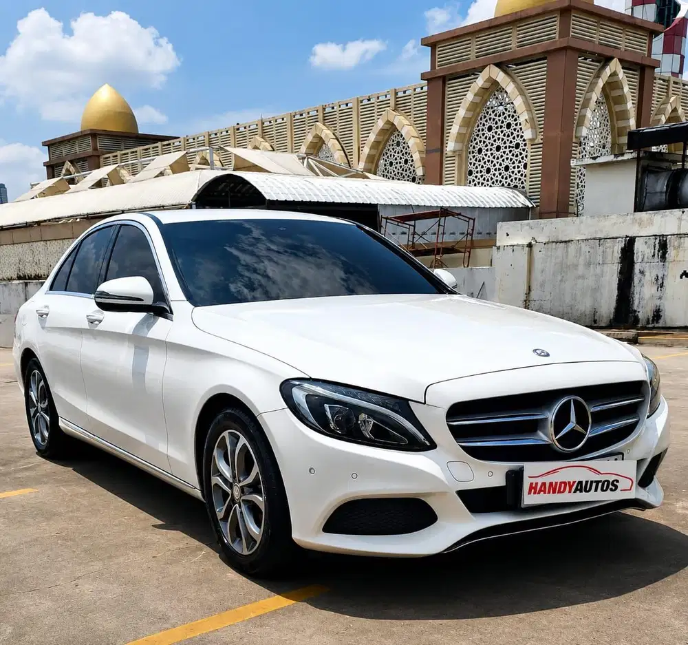 Mercedez Benz C200 Avantgarde 2016 Automatic Putih