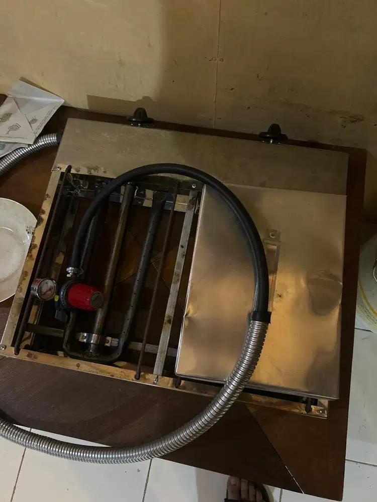 Kompor 2 tungku dan tambung selang