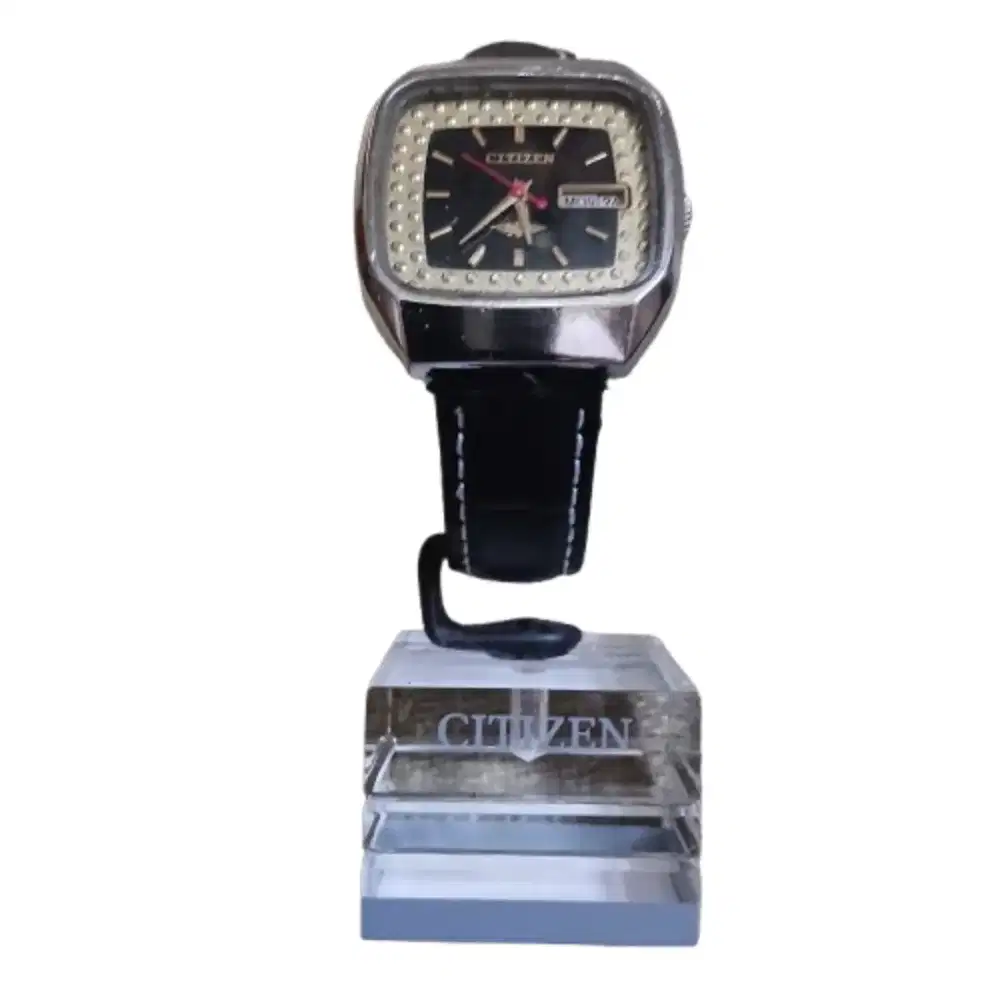 Collectible Tank Shape Model Vintage Original Citizen Auto Wind
