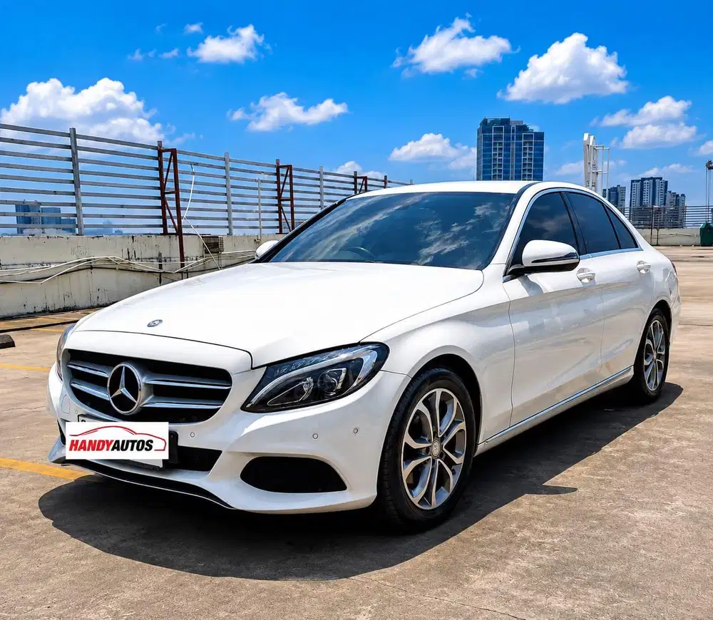 Mercedez Benz C200 Avantgarde 2016 Automatic Putih