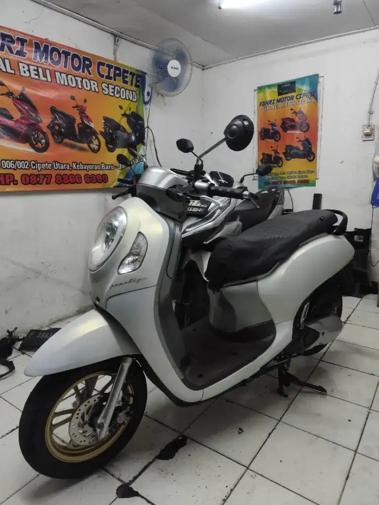 Honda Scoopy Tahun 2021 Lengkap