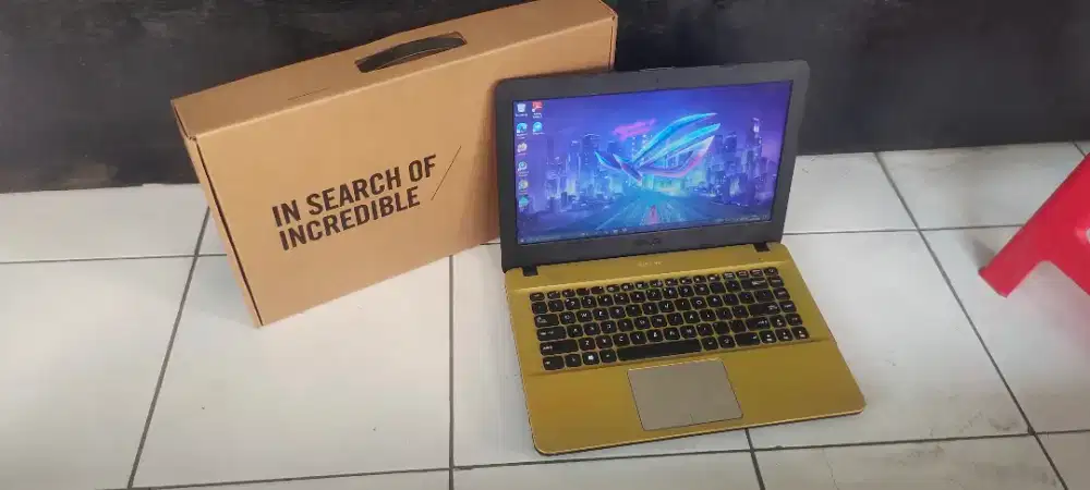laptop Asus Vivobook Intel Core i3-6006U RAM 8GB SSD 240GB+HDD VGA 2GB