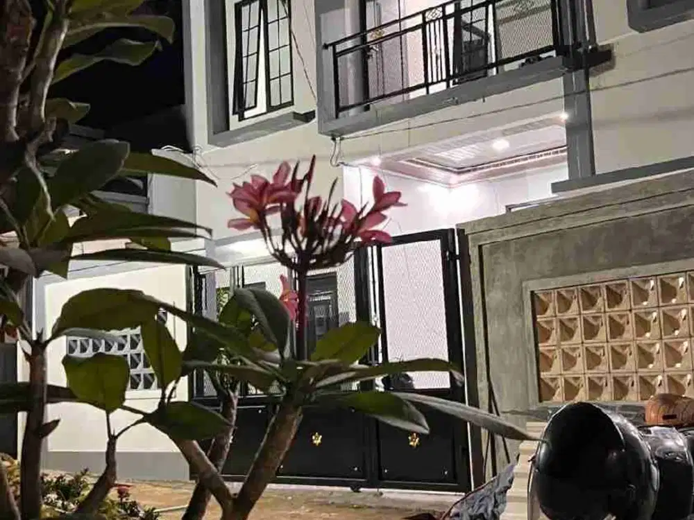 Rumah cash 2 lantai berkualitas lokasi sukahati cibinong