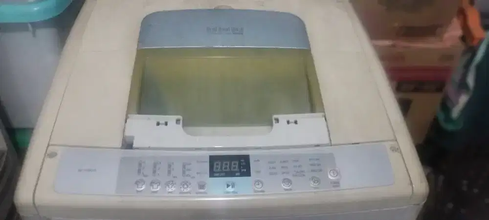 Dijual mesin cucu Hitachi 15kg