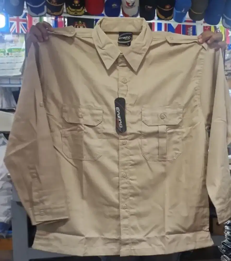 Kemeja lengan panjang cream