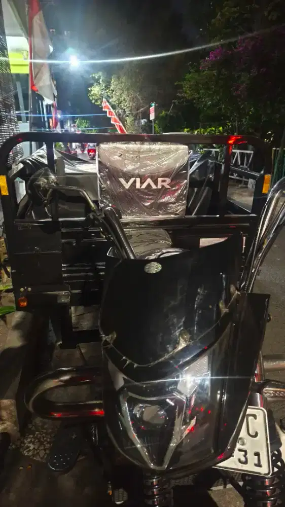 Di jual Viar New Karya tahun 2026 (April) hitam, pemakaian masih 700km