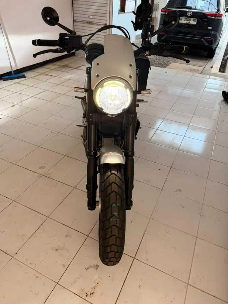 Ducati Scramble 800