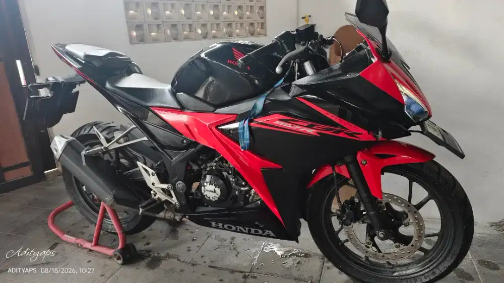 Honda CBR 150R 2017