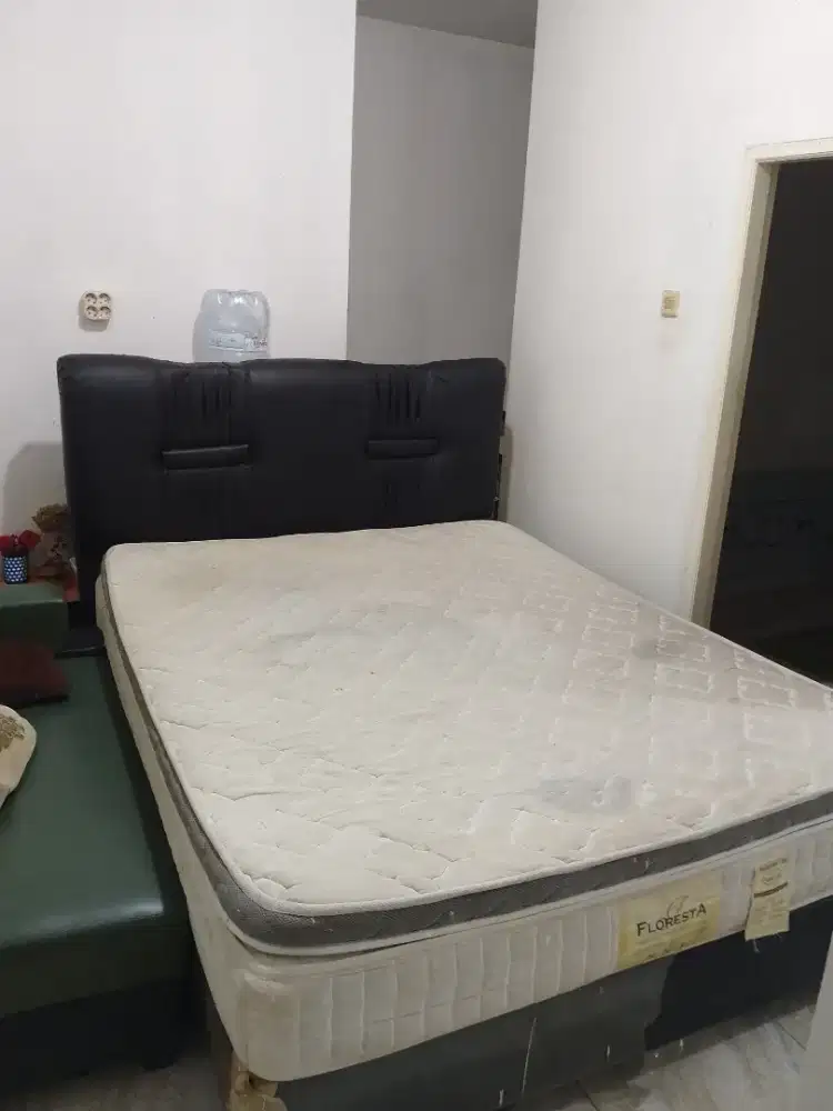 Kasur dan dipan set Floresta bulu angsa asli
