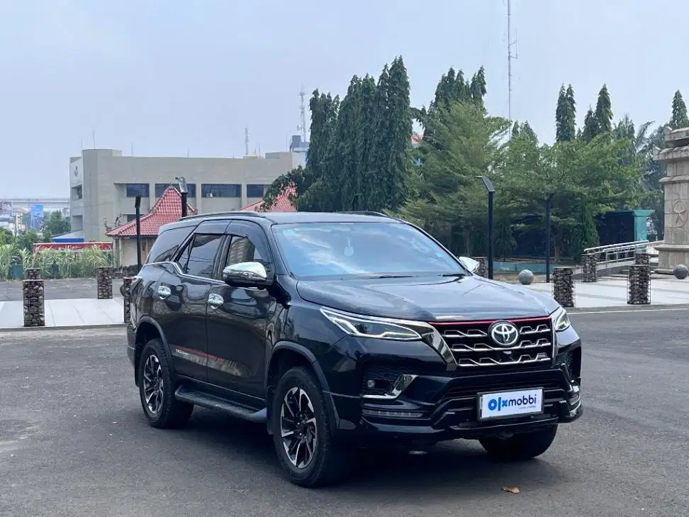FORTUNER 2.4 TRD AT 2021