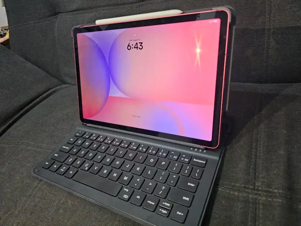 Dijual cepat tablet samsung baru 2bulan mulus jarang dipakai