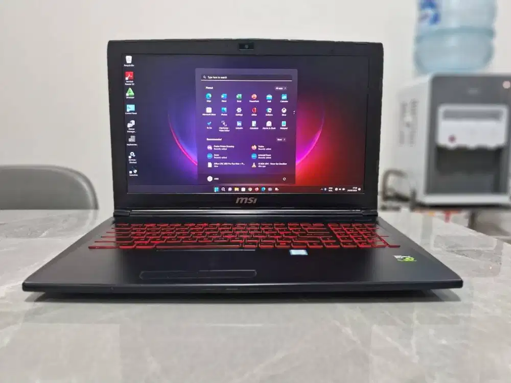 MSI Core i7 HQ RAM 8GB VGA Dual Nvidia GTX1060 Mulus Normal Garansi