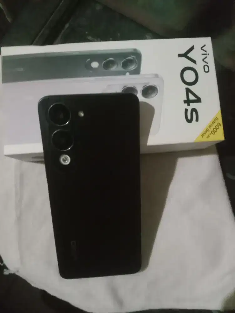 vivo Y04S ram4 internal 64gb warna green