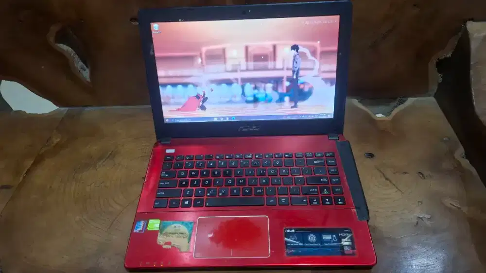 Dijual Laptop Asus Tahun 2017 Model X450LCP, rudak sebagian