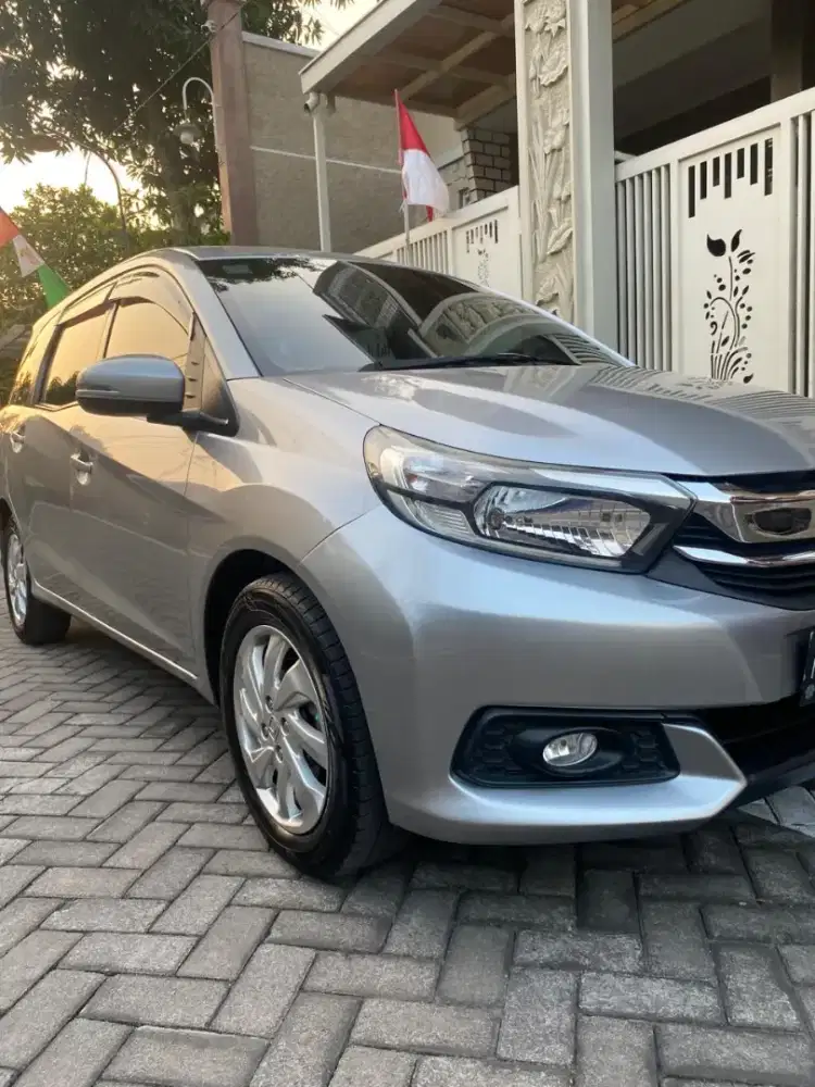 Mobilio 2018/2017 E CVT Istimewa original luar dalam