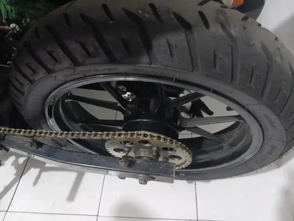 Motor Suzuki GSX