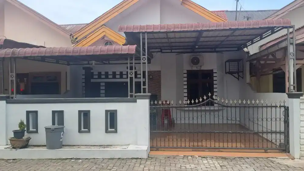 Dijual Cepat 1 unit rumah di Perumahan Taman Riviera Amplas Medan