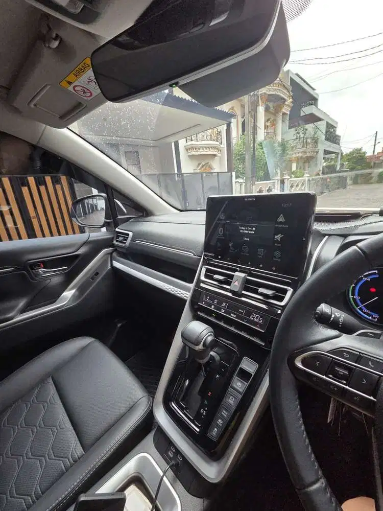 Toyota Kijang Innova 2023 Hybrid