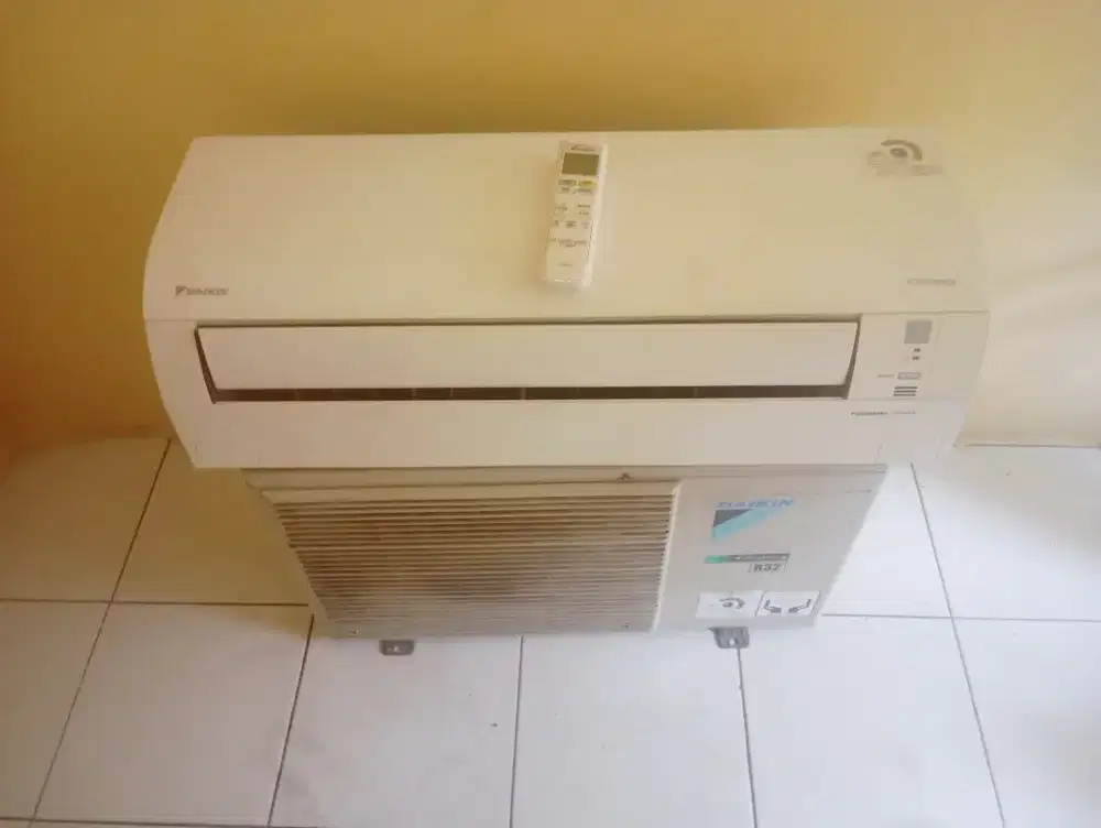 ac daikin inverter 1pk R32 ori