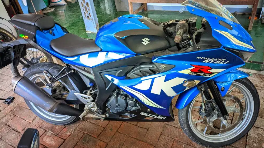 SUZUKI GSX R150 TAHUN 2017