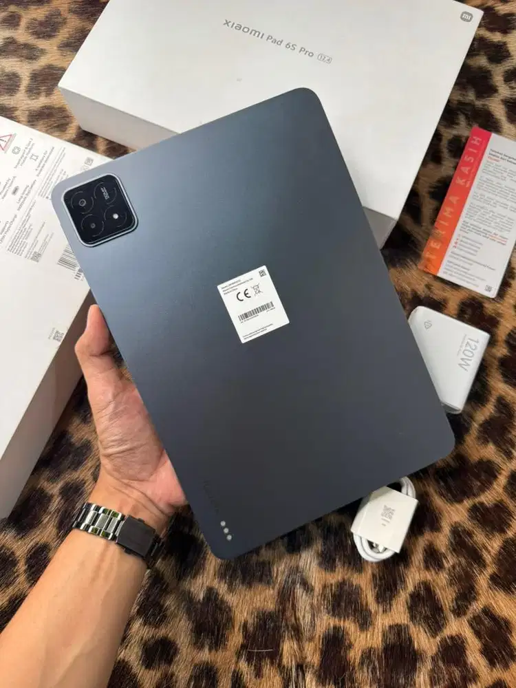 Xiaomi Pad 6s Pro 12.4 8/256GB Wifi Resmi (Gray)