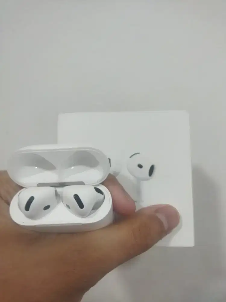 Apple Airpods gen 4 non ANC second