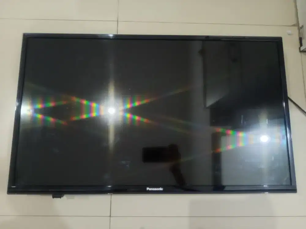 Tv LED 32 merk panasonic + bracket