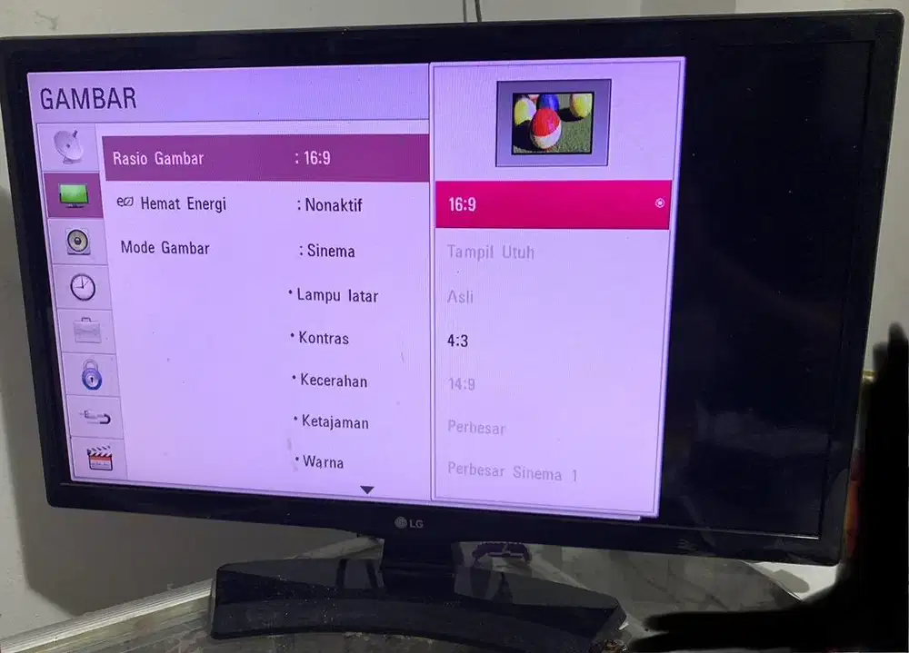 TV LED 24 inch merk LG