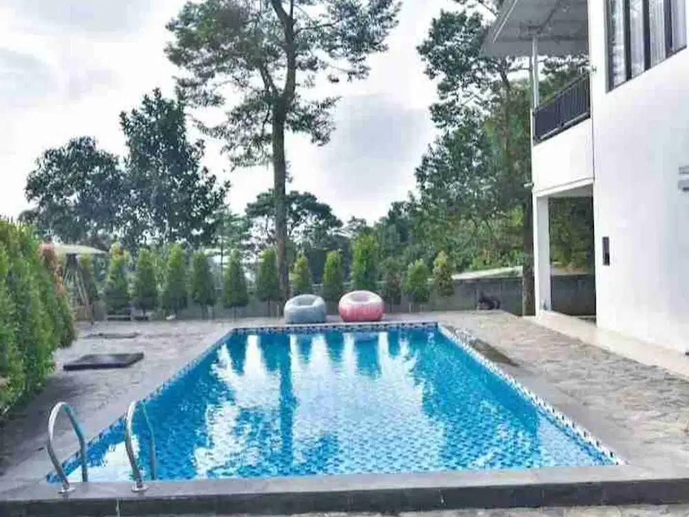 Villa di jual Di sentul city Bojong koneng di KM 0