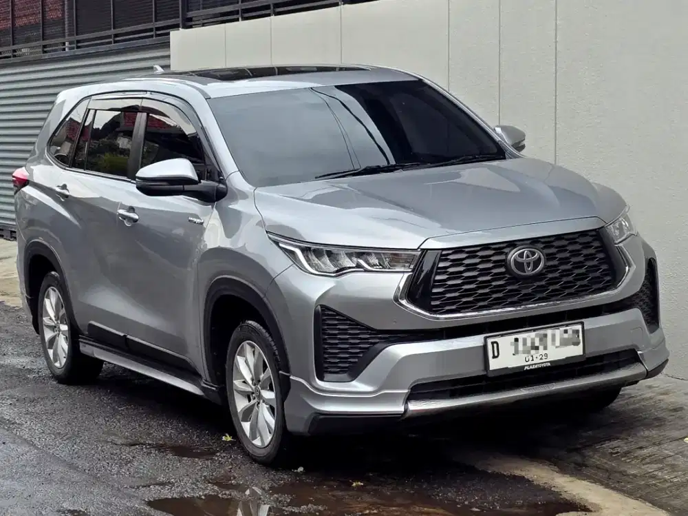 TOYOTA INNOVA ZENIX V HEV MODELLISTA 2024 HYBRID SILVER NIK/2023