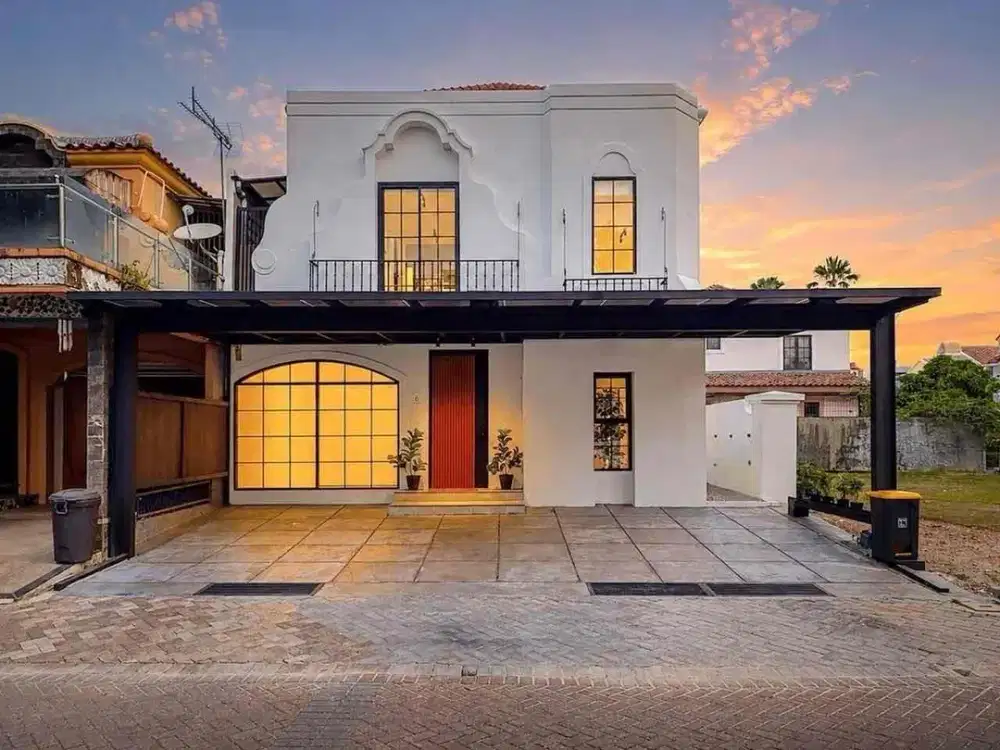 Rumah Mewah Siap Huni Dengan Private Pool Dan lingkungan Strategis royal serpong village
