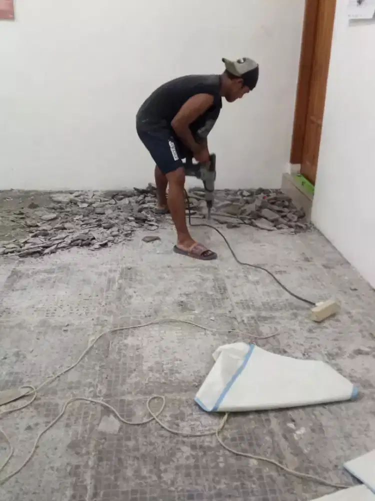 Tukang keramik dan granite