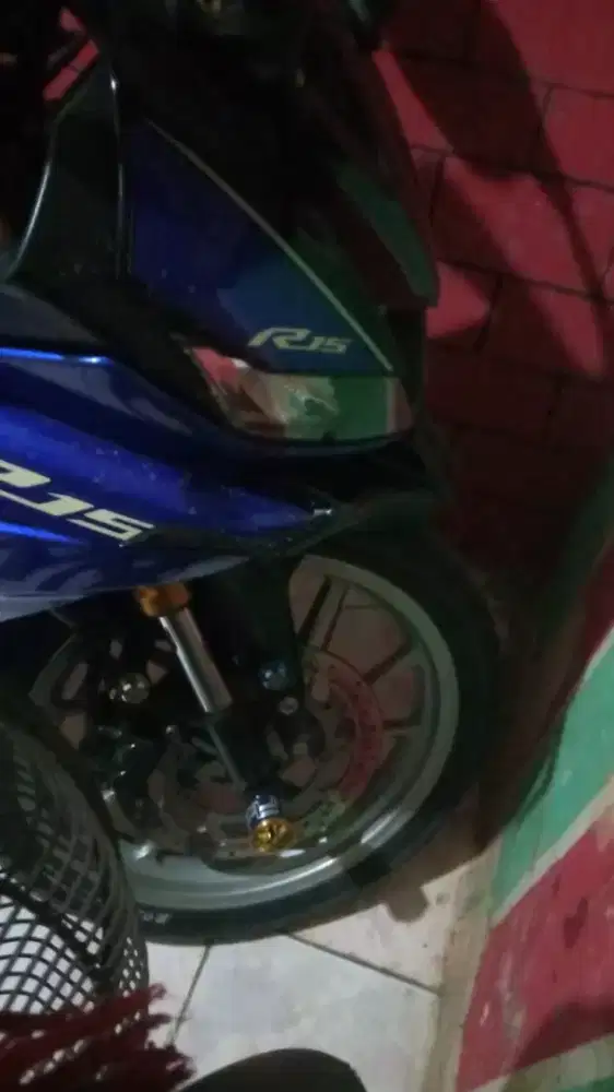 Juall yamaha r15