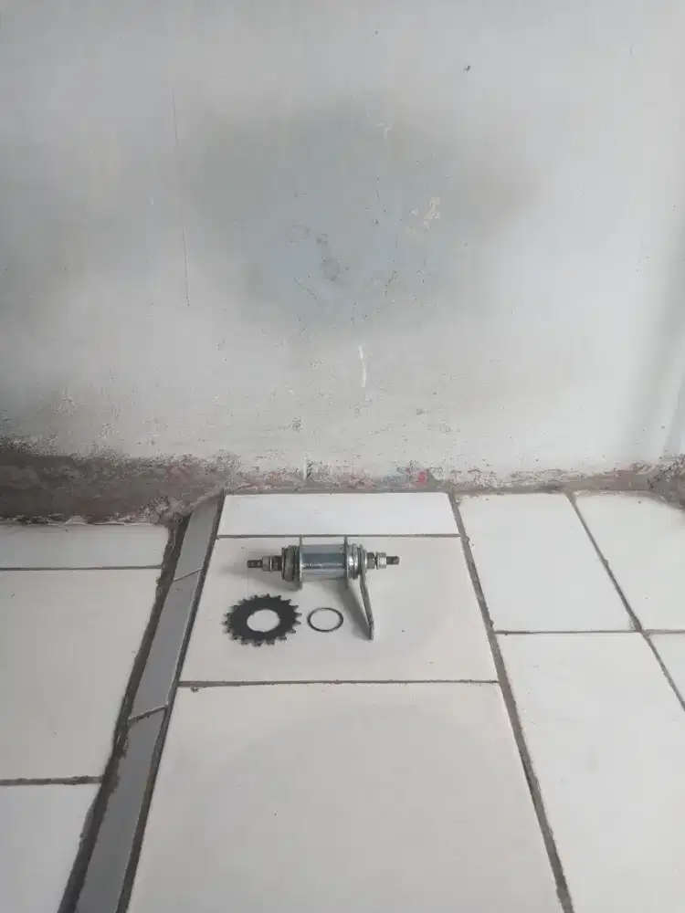 Rem terpedo lubang 36