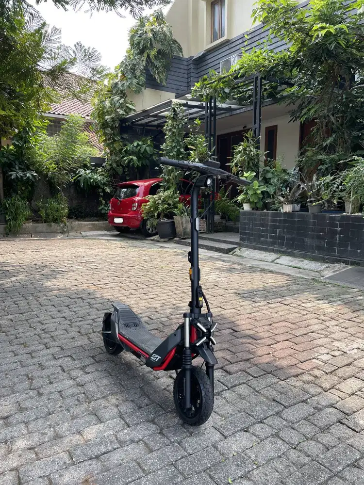 Segway ZT3 Pro (Skuter Listrik / Elektrik Allroad)
