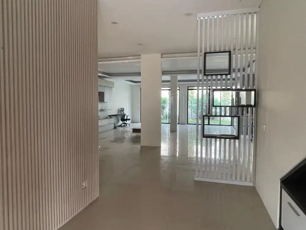 Rumah Cantik Siap Huni di Kumalasinta Kota Baru Parahyangan
