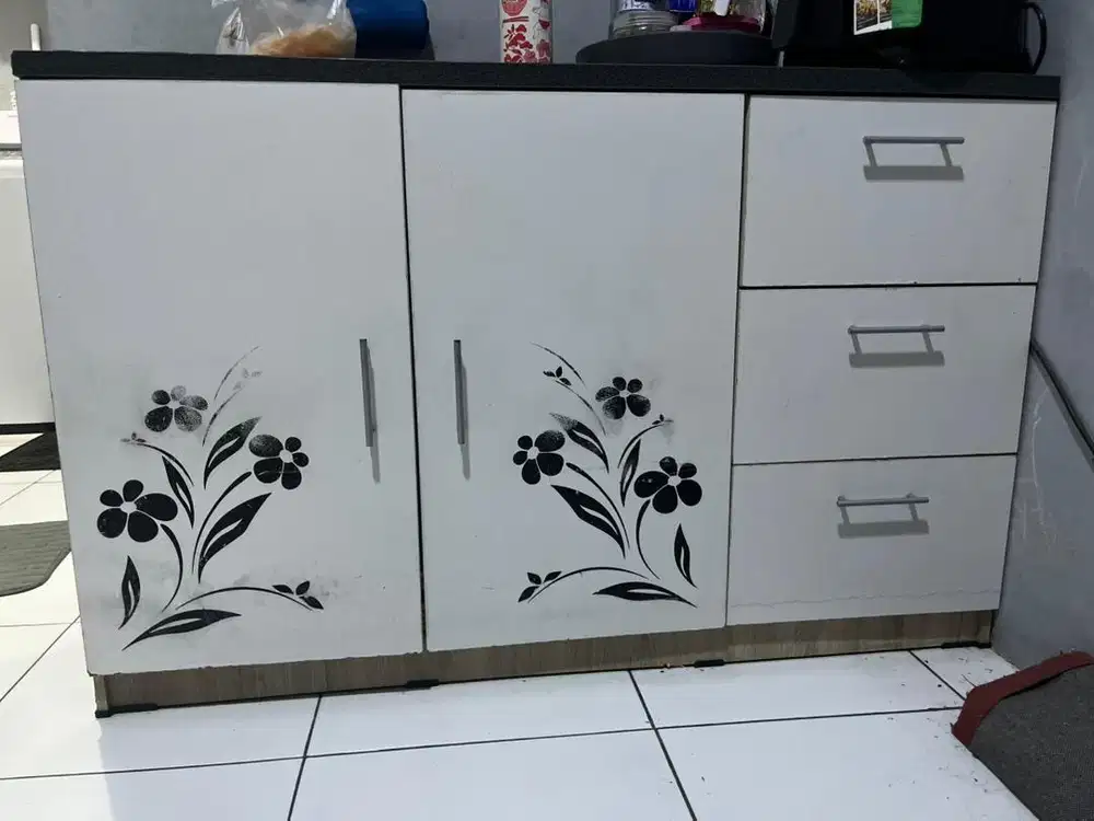 DIJUAL LEMARI DAPUR / KITCHEN CABINET