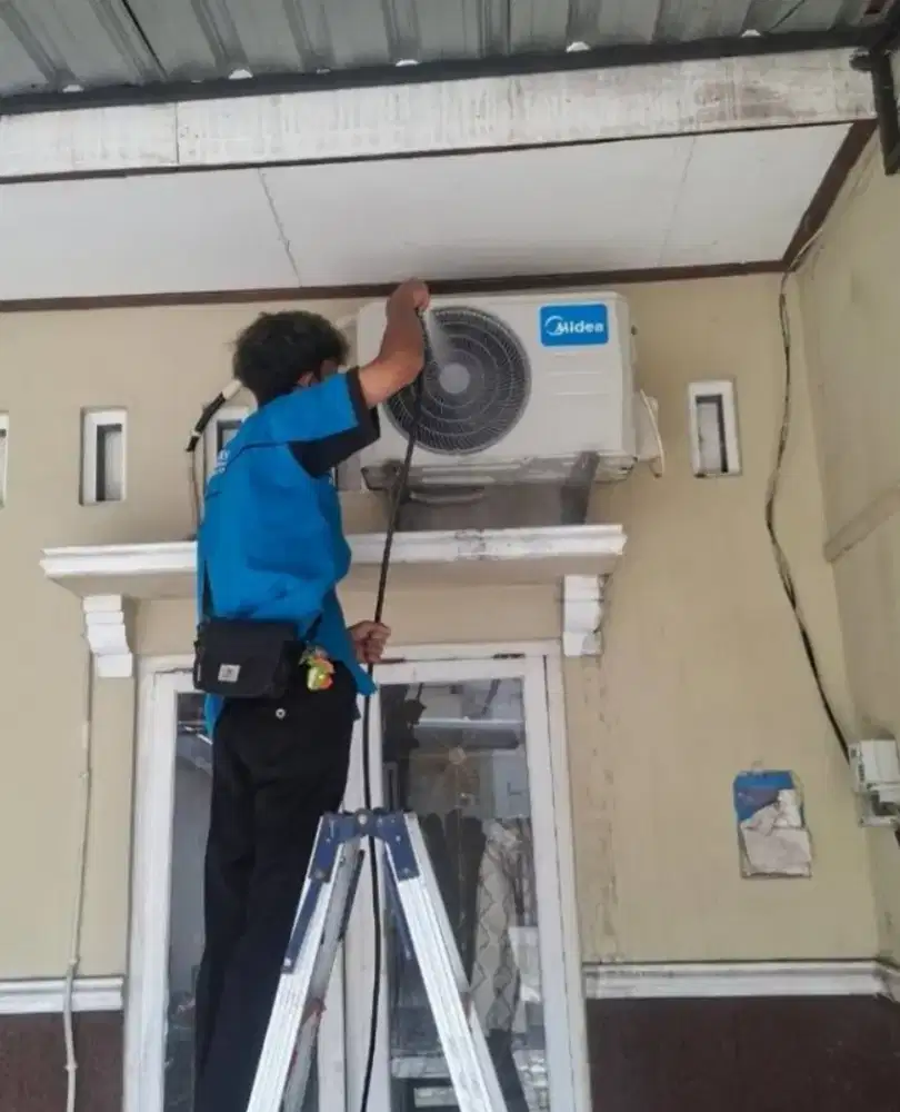 Cuci dan servis ac