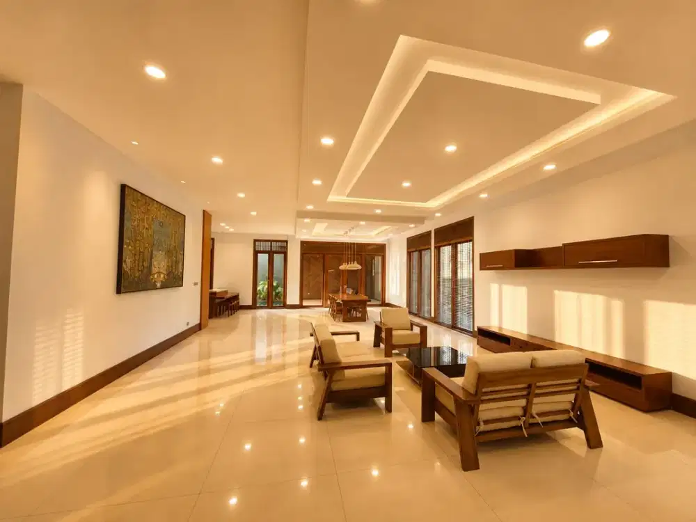 Rumah Mewah Siap Huni Furnished di Larangtapa KBP
