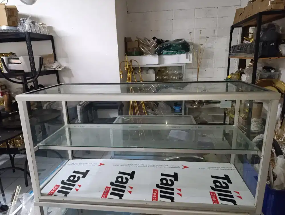 Jual Etalase serbaguna second, Lok pamulang barat, Tangerang selatan