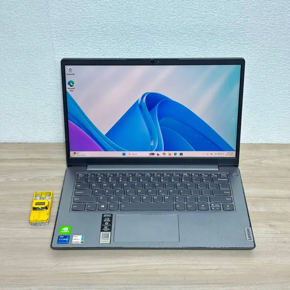Lenovo IdeaPad Slim 3 | Intel Core i7 Gen 11 | Dual VGA | Desain -Game