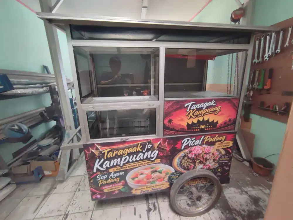 Gerobak Etalase Jualan
