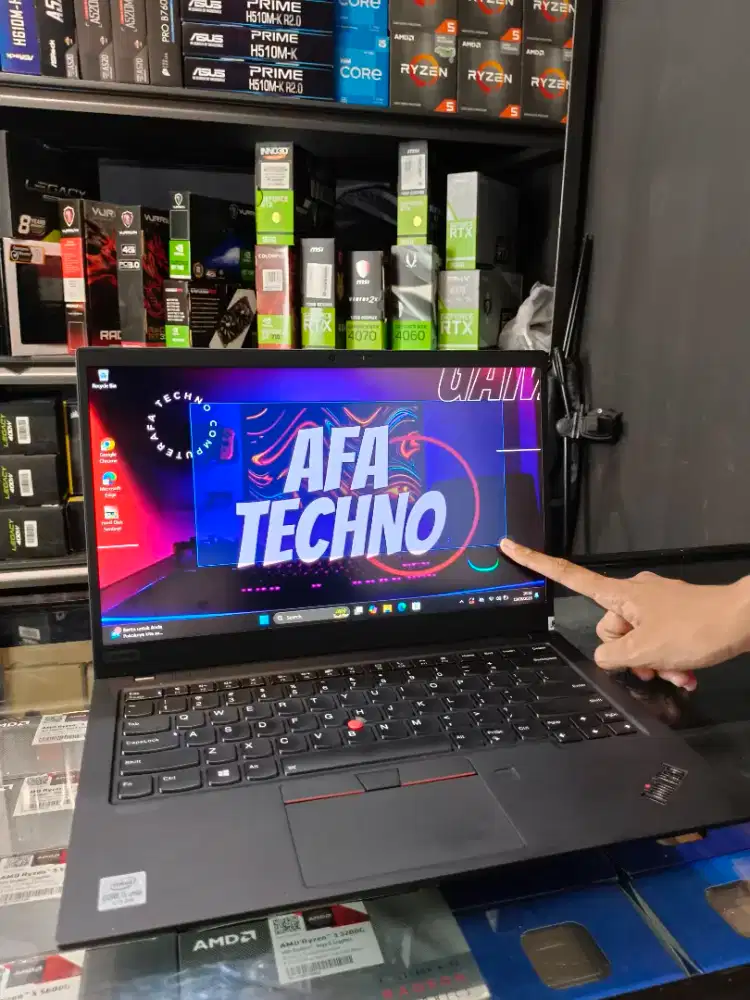 Lenovo Thinkpad X1 Carbon 8th i5 Gen10 Ram 16gb SSD 256gb