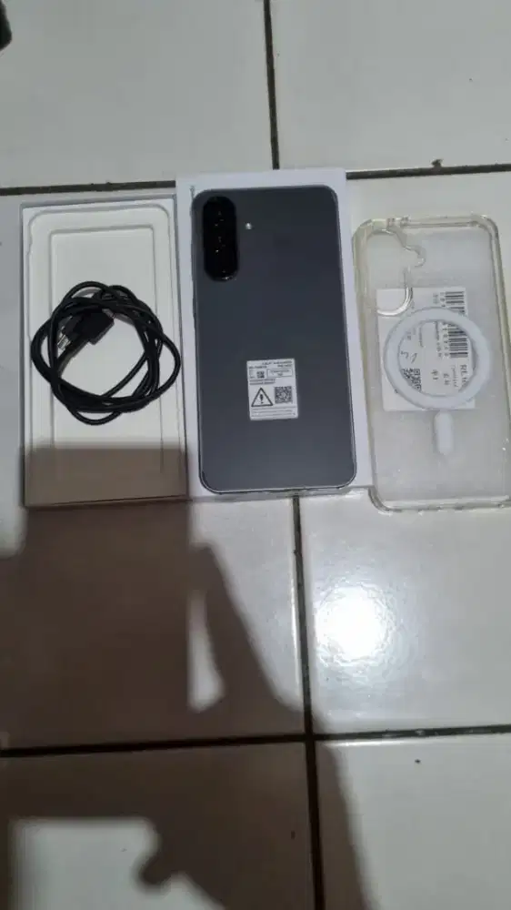 Samsung A56 5G 8/256 masi garansi resmi bawan.