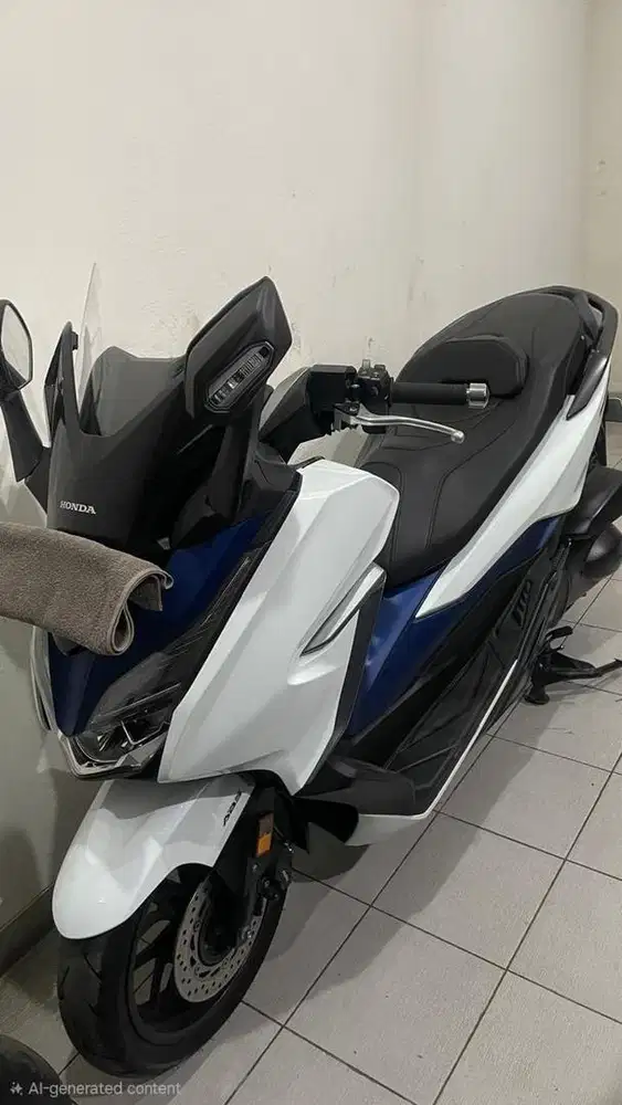 Honda Forza 2018