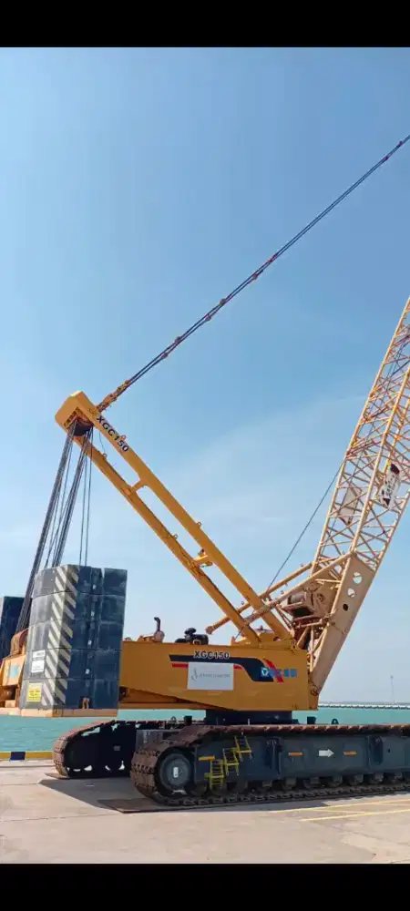 CRAWLER CRANE 150 TON