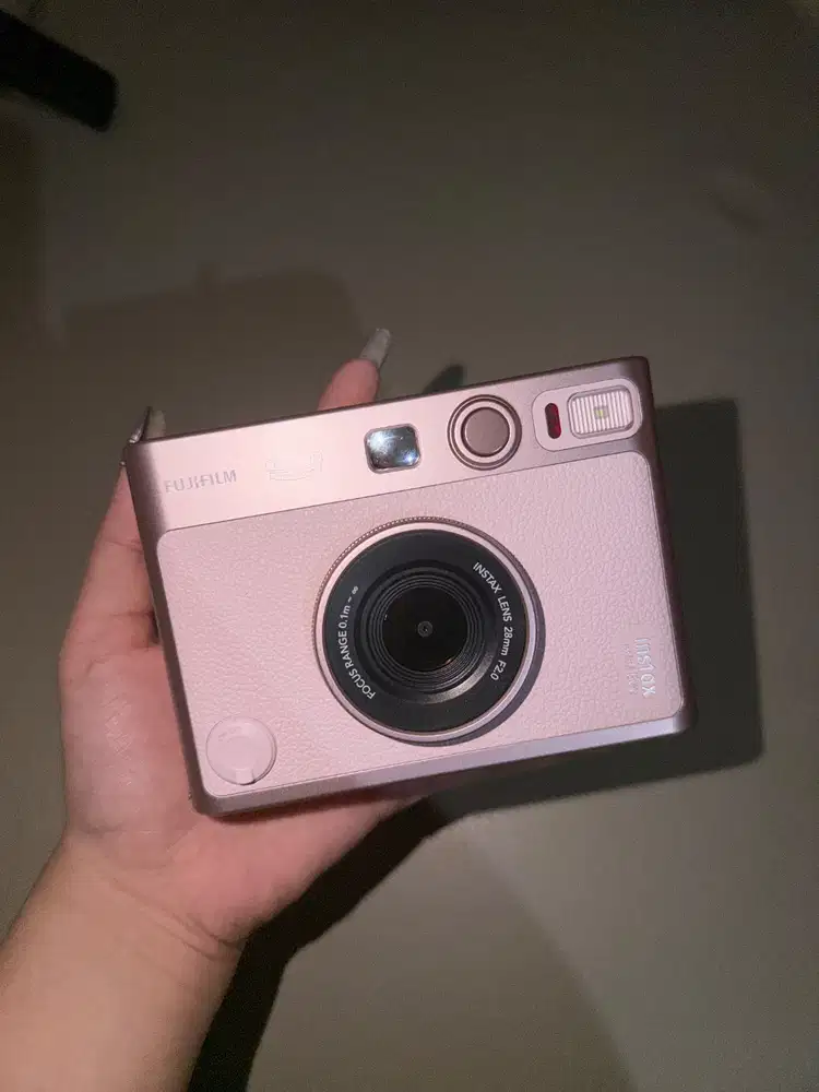For Sale fujifilm instax mini evo warna gentlerose kondisi no minus