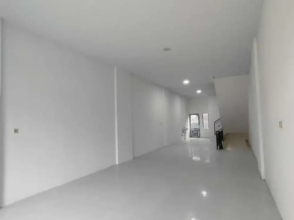 Ruko Brand New Jembatan Lima Cocok untuk Usaha ataupun Hunian