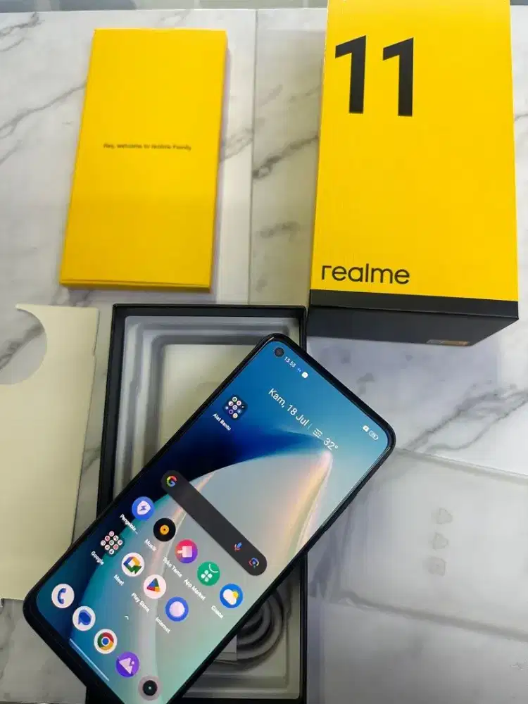 Realem 11 8/128GB fullset original