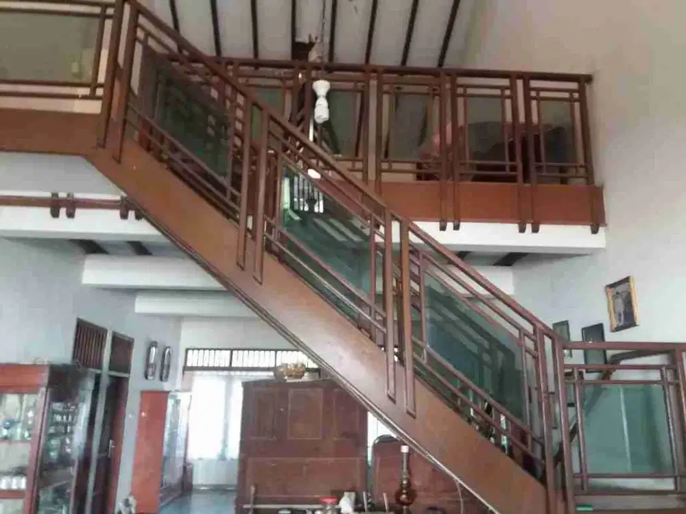 DIJUAL RUMAH KERTAJAYA INDAH TENGAH TERAWAT